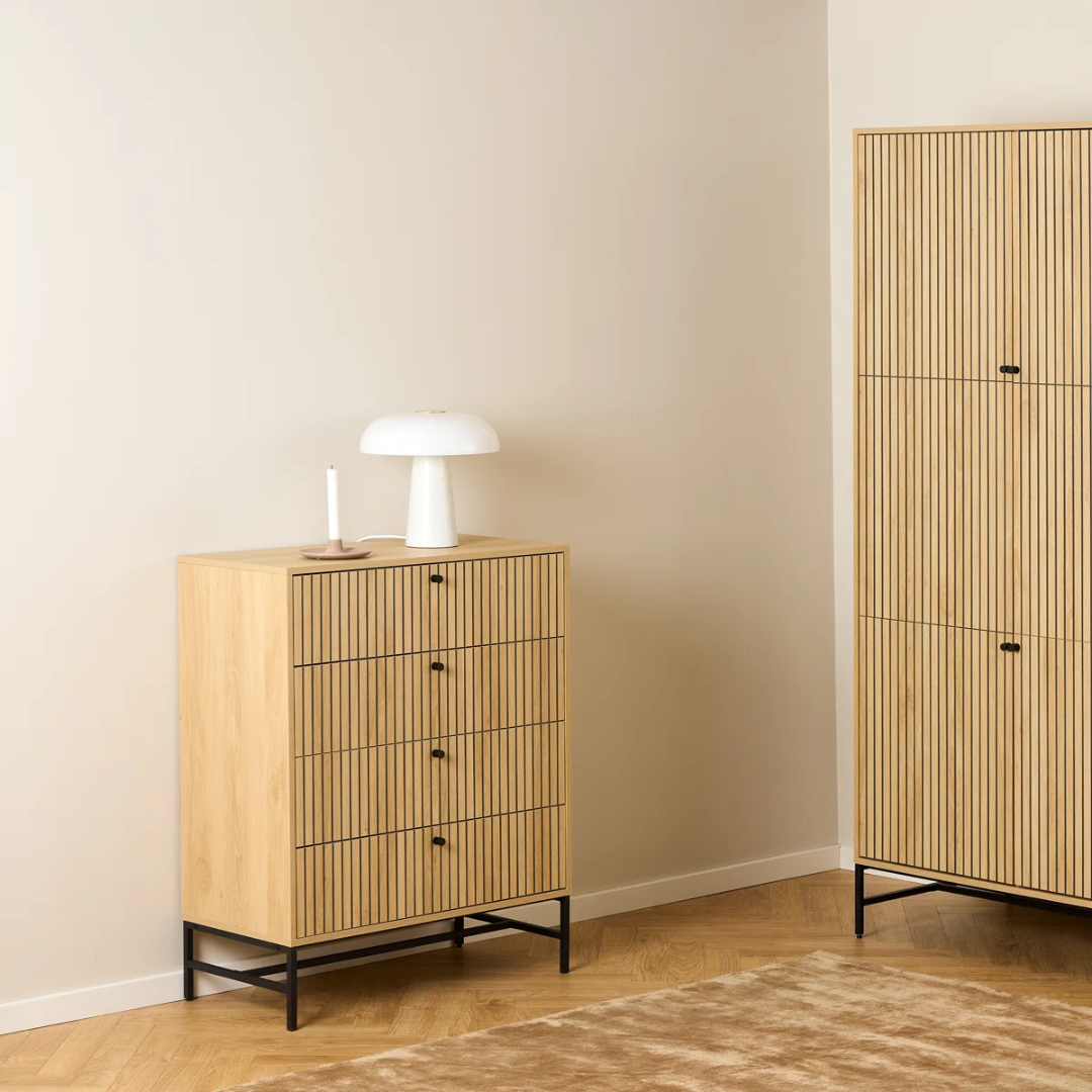 Light Wood Fluted 4 Drawer Chest Drawers