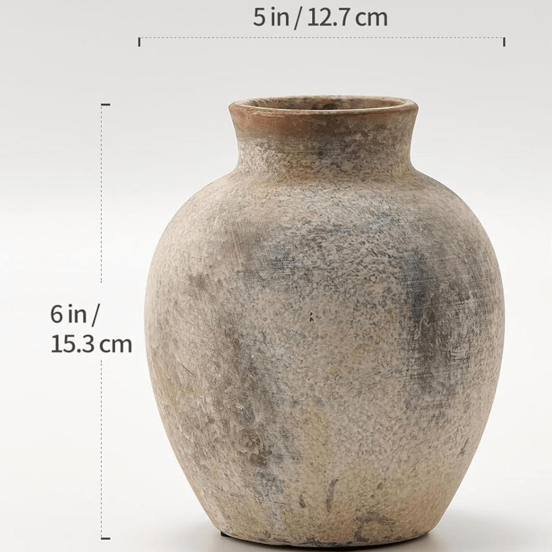 Vintage-style ceramic vase with dimensions indicated on a white background
